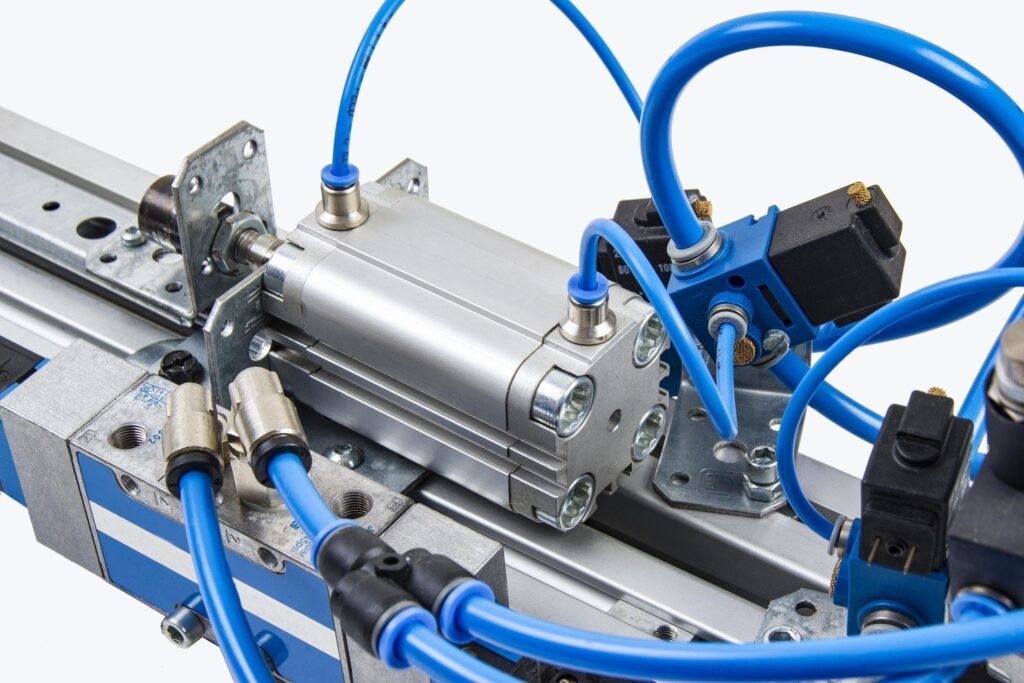 آشنایی کامل با سیستم هیدرولیک و تفاوت آن با پنوماتیک